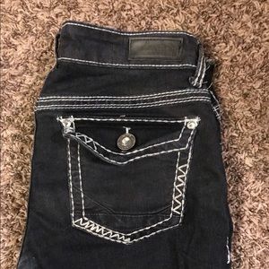 Buckle’s day trip lynx skinny jean